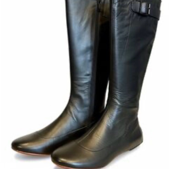 Tsubo Shoes - Tsubo Black (under) Knee Boots 6.5